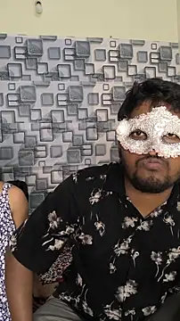 Snapshot of Family02 chatting on November 24, 2025, 4:07 pm Family02 online show from November 24, 2025, 4:07 pm