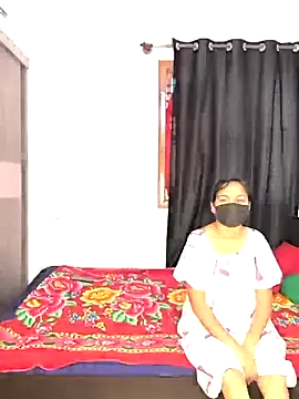 Snapshot of Family02 chatting on February 8, 2026, 3:10 am Family02 online show from February 8, 2026, 3:10 am