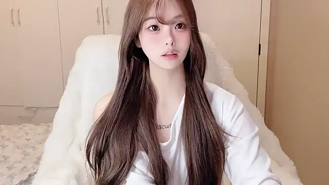 xiaoyugan-99 online show from February 23, 2026, 3:42 pm