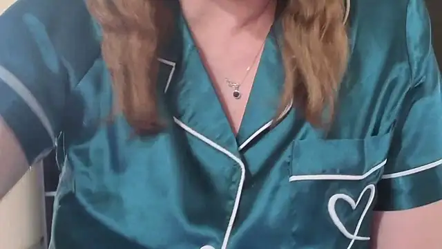 aussiepeaches online show from March 3, 2026, 2:39 am