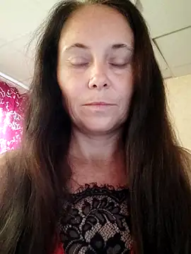Snapshot of MerelinMILf chatting on October 13, 2025, 7:19 am MerelinMILf online show from October 13, 2025, 7:19 am