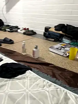 Misterjhons2 online show from November 14, 2025, 3:16 am