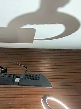 Adele Pinkk online show from October 31, 2025, 11:00 am