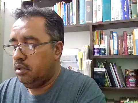 HomHot47 online show from October 5, 2025, 9:45 pm