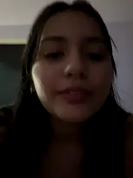 Angeldusttt online show from September 27, 2025, 5:34 am