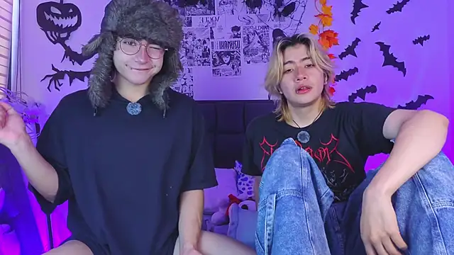 Vamps Lovers online show from October 23, 2025, 1:10 pm