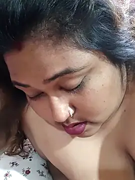 Snapshot of hotbhabhi011 chatting on March 5, 2026, 3:35 am hotbhabhi011 online show from March 5, 2026, 3:35 am