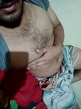 Snapshot of Mahabteegg chatting on September 13, 2025, 5:24 pm Mahabteegg online show from September 13, 2025, 5:24 pm