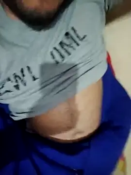 Snapshot of Mahabteegg chatting on February 4, 2026, 5:08 pm Mahabteegg online show from February 4, 2026, 5:08 pm