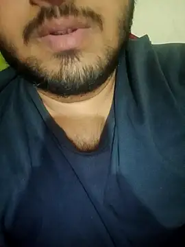 Snapshot of Mahabteegg chatting on February 10, 2026, 7:18 pm Mahabteegg online show from February 10, 2026, 7:18 pm