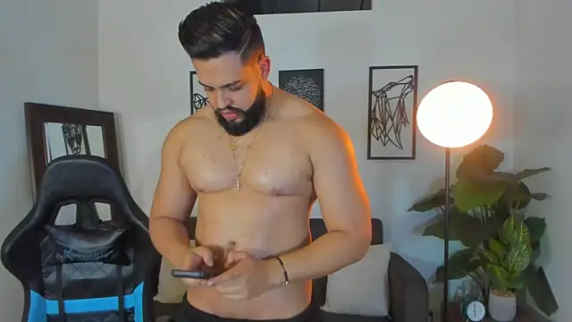 Justin kingX7 online show from March 28, 2026, 3:39 am