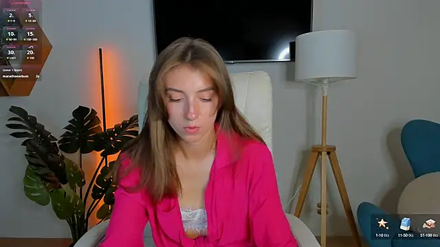 SweetVikki online show from September 23, 2025, 12:30 pm