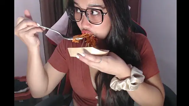 Chubby HotLady online show from November 19, 2025, 2:39 pm