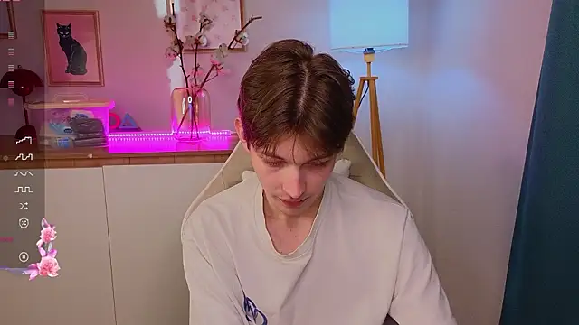  Den1s  online show from February 25, 2026, 1:32 pm