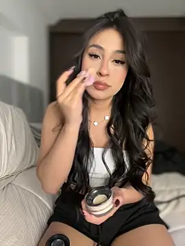 abbyhdk online show from November 26, 2025, 4:57 am