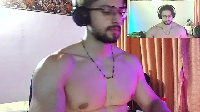 Snapshot of Axel-Cr0ss chatting on September 30, 2025, 4:28 am Axel-Cr0ss online show from September 30, 2025, 4:28 am