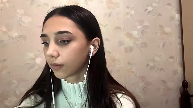 LinaMour online show from October 10, 2025, 10:09 pm