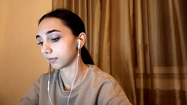 LinaMour online show from October 12, 2025, 10:09 pm