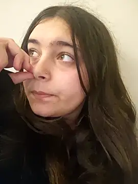 KatieLace online show from October 12, 2025, 9:03 pm