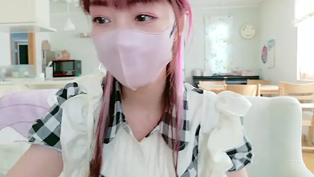 SUZU 1201 online show from January 11, 2026, 1:21 am