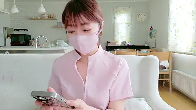 Snapshot of SUZU_1201 chatting on June 17, 2026, 12:35 am SUZU 1201 online show from June 17, 2026, 12:35 am