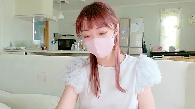 Snapshot of SUZU_1201 chatting on June 30, 2026, 12:44 am SUZU 1201 online show from June 30, 2026, 12:44 am