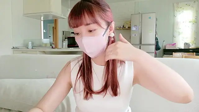 Snapshot of SUZU_1201 chatting on July 2, 2026, 12:54 am SUZU 1201 online show from July 2, 2026, 12:54 am