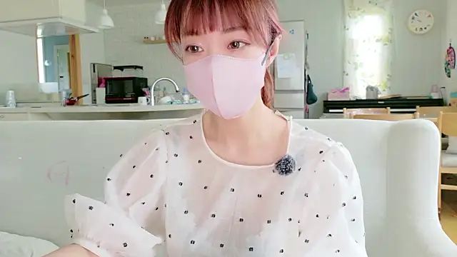 Snapshot of SUZU_1201 chatting on July 6, 2026, 12:51 am SUZU 1201 online show from July 6, 2026, 12:51 am