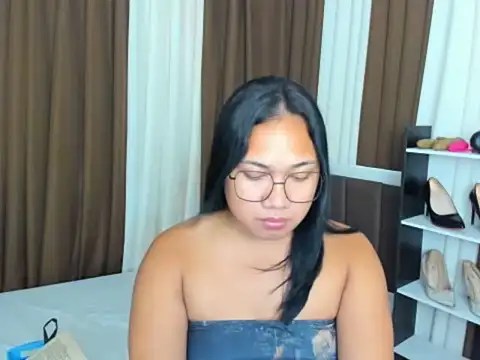 TsUncutKaren online show from September 14, 2025, 6:45 am