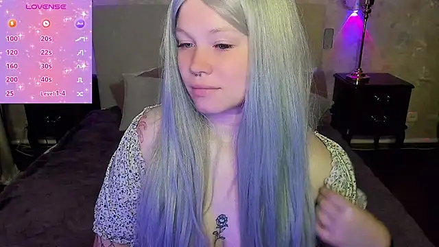 Snapshot of Diana_Dream chatting on September 9, 2025, 9:47 pm Diana Dream online show from September 9, 2025, 9:47 pm