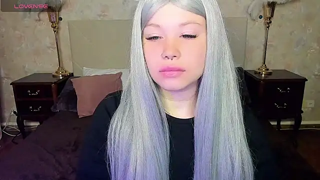 Snapshot of Diana_Dream chatting on October 8, 2025, 7:44 pm Diana Dream online show from October 8, 2025, 7:44 pm