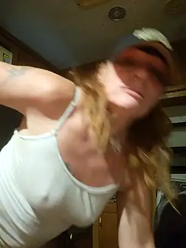 dirtylittlelisa online show from October 26, 2025, 9:26 am