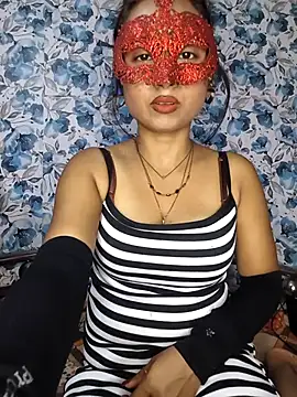 yours sugar babe online show from November 29, 2025, 10:40 am