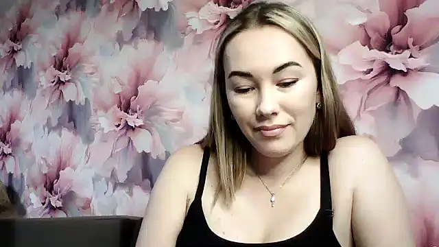 Sovaee online show from October 4, 2025, 12:36 pm