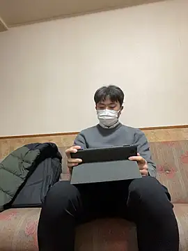 szk2412 online show from February 2, 2026, 2:49 pm