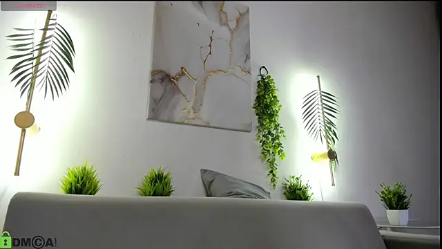 Maria Solis online show from November 9, 2025, 11:58 pm