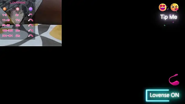 Snapshot of hot_riaa25 chatting on August 4, 2026, 5:10 am hot riaa25 online show from August 4, 2026, 5:10 am
