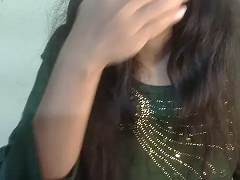 Neha Sharma1 online show from December 4, 2025, 12:42 am