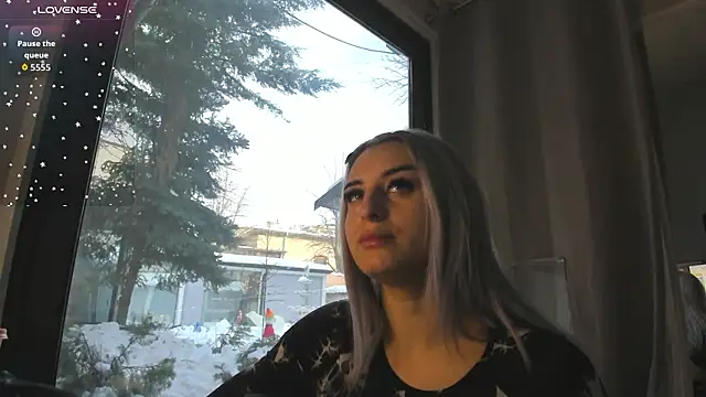 Ella Vee online show from February 20, 2026, 6:59 am