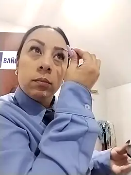 CRISTAL  11 online show from December 5, 2025, 12:58 pm