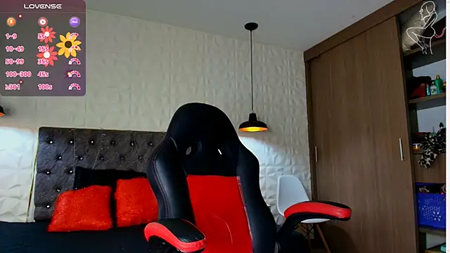 zoe01 dl online show from October 1, 2025, 5:19 pm