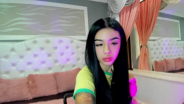  camila ortiz online show from September 12, 2025, 8:09 pm