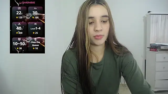 Ambar lynn online show from October 17, 2025, 6:54 pm