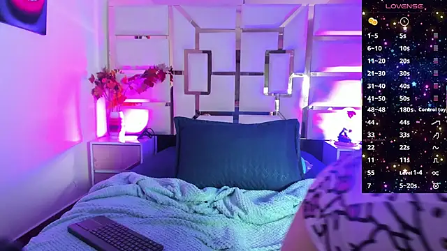 camila carter1 online show from October 4, 2025, 12:58 pm