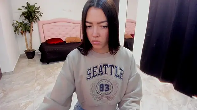 fox valerie online show from November 1, 2025, 2:19 pm