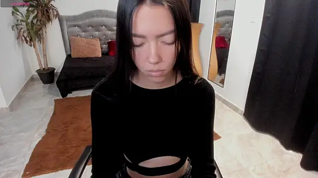Snapshot of fox_valerie chatting on May 30, 2026, 3:42 pm fox valerie online show from May 30, 2026, 3:42 pm