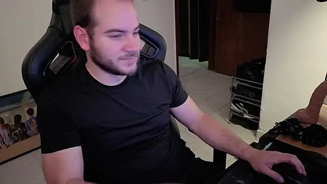 Paul00474 online show from September 24, 2025, 9:18 pm