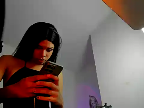 Snapshot of calliedemon_ chatting on May 3, 2026, 6:58 pm calliedemon online show from May 3, 2026, 6:58 pm