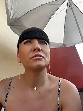 Snapshot of MysticCleo chatting on June 7, 2026, 2:32 pm MysticCleo online show from June 7, 2026, 2:32 pm