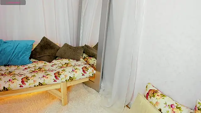 Belle Wa1ker online show from November 25, 2025, 1:05 am